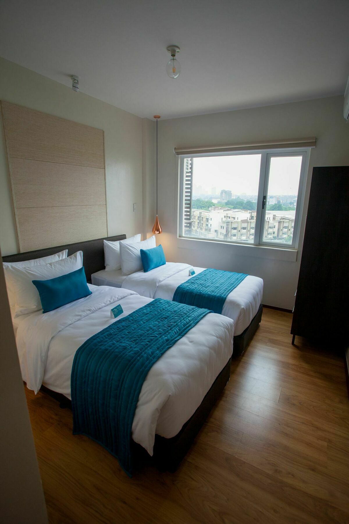The Cirque Serviced Residences Quezon City Zewnętrze zdjęcie